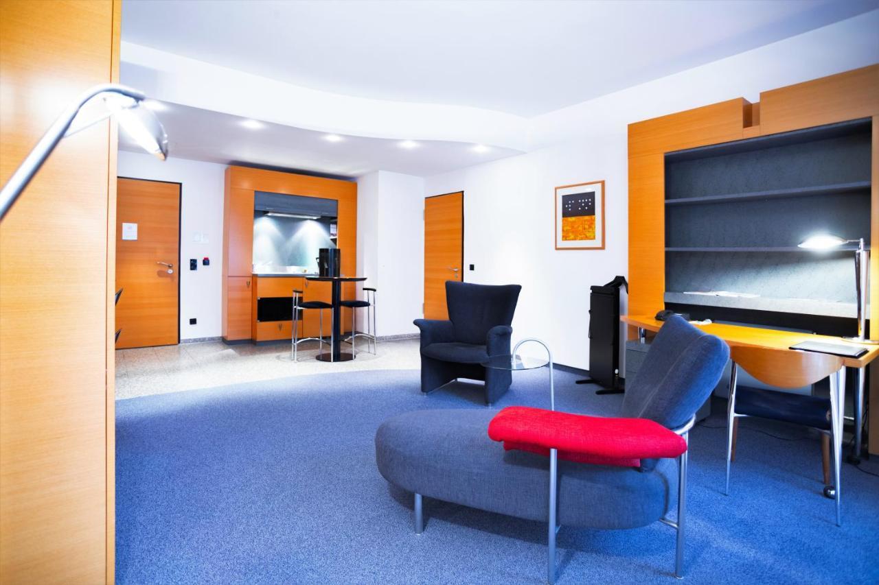 Hotel Berlin Ostbahnhof — Photos 1